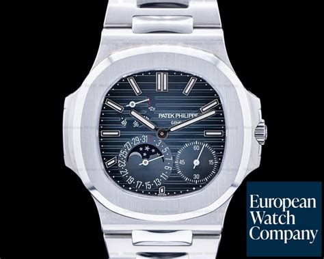 patek philippe 5712 gold|Patek Philippe nautilus jumbo 5711.